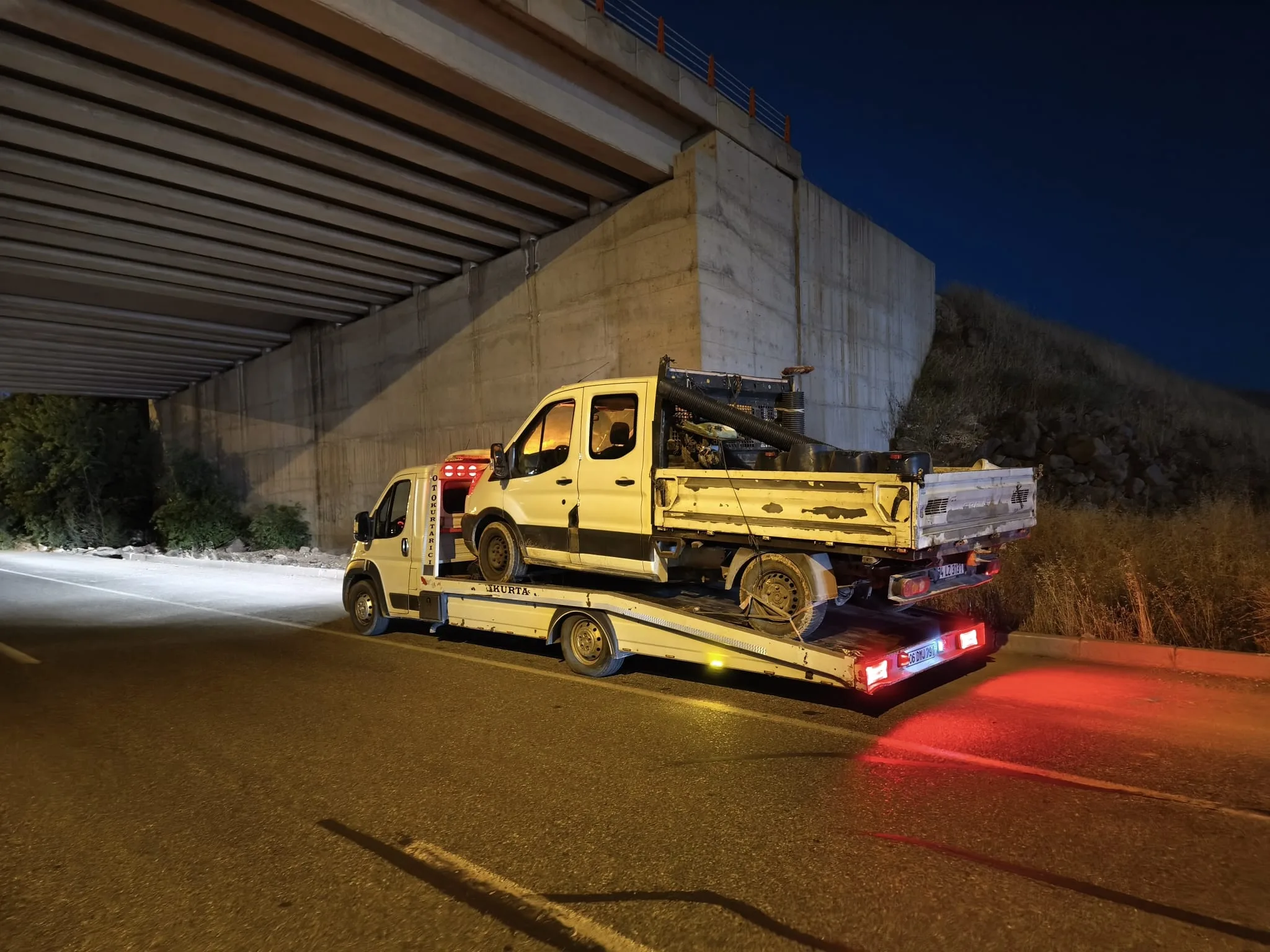 Bağlar oto çekici, Bağlar oto kurtarma ve yol yardım aracı